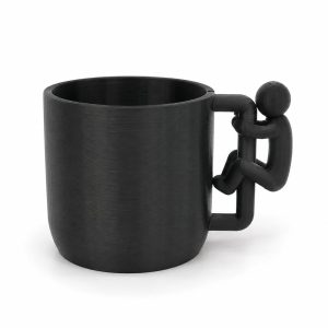 Taza con figura de persona 3D en el asa