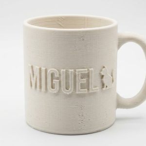 Taza con nombre 3D personalizado