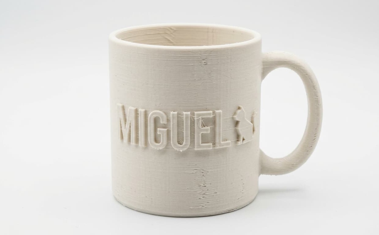 Taza con nombre 3D personalizado