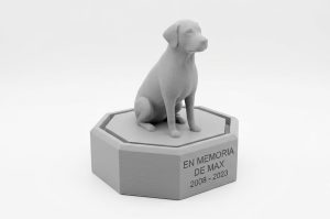 Urna / peana conmemorativa mascota 3D